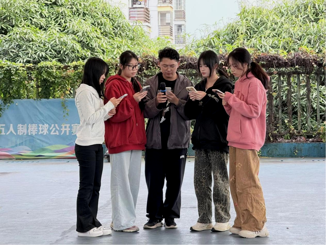 图片4 图片4