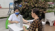 高职院、中医学校学生第二党支部服务队开展爱心义诊进社区活动