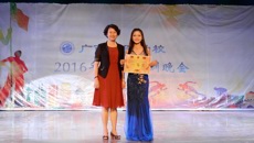 广西中医bat365在线官网平台2016年新生军训晚会