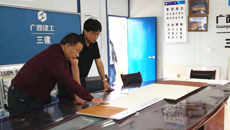 吴琪俊副校长到教学管理中心、民族医药标本展示中心项目指导工作