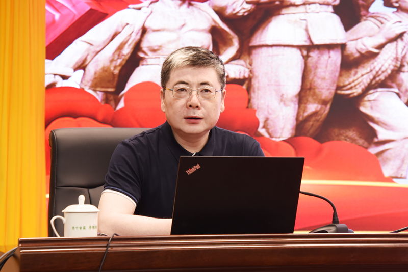 2高宏君书记授课.jpg