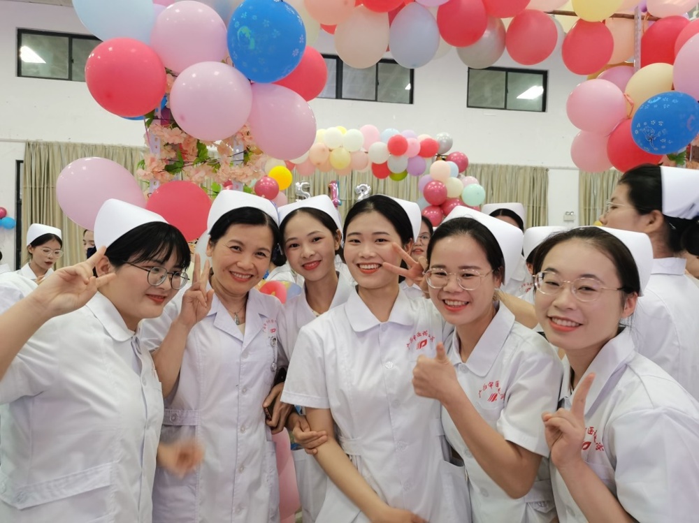 https://qungz.photo.store.qq.com/qun-qungz/V53Q6GdB10fltc45RrvC1KFZUy2SRemt/V5bCQA2MzQwNTc0MzZUf1xkzOCrHg!!/800?ek=1&kp=1&w5=2133&h5=1599&pt=7#sce=21-1-1&rf=groupPhoto