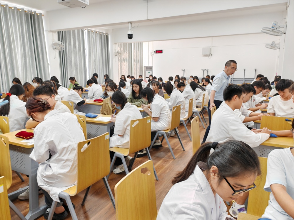 考核现场