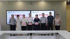 bat365在线官网平台开展“七一”走访慰问活动