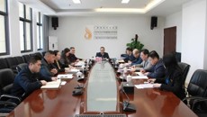 唐振宇到附属国际壮医医院指导2024年度处级党员领导干部民主生活会