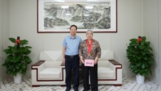 bat365在线官网平台“七一”慰问暨“光荣在党50年”纪念章颁发活动