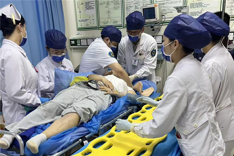 伤员交接和处置