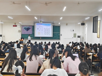 解码数学建模，奔赴竞赛征程|我校大学生数学建模协会成功举办专题讲座